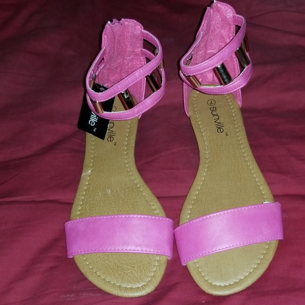 NWT FUSCHIA/HOT PINK ANKLE STRAP SANDALS SZ. 7